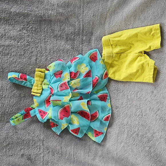 Super Cute 3-6 Baby Girl Outfit! - Picture 1 of 6